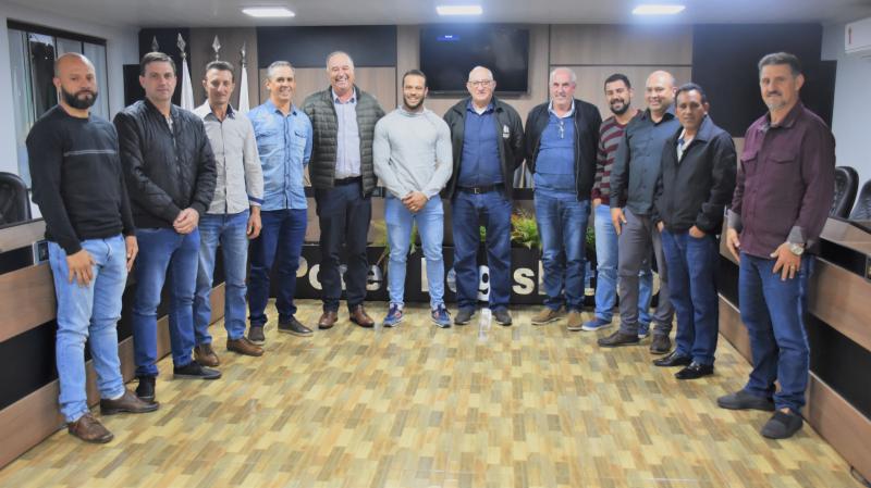 Homenagem: Câmara nomina Centro de Educação de Professora Abgail Ferreira dos Santos